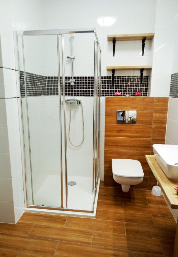 Apartamenty Garbary Loft Poznań Exteriör bild